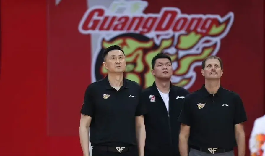 不起, 引起了很多, 十一冠王的