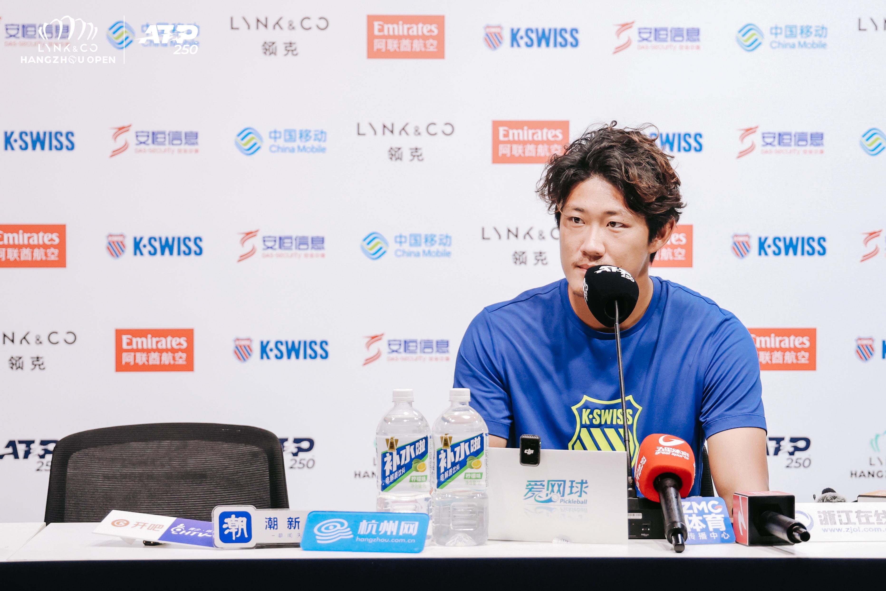 当中也有去, 一定量的训 当中也有去, 一定量的训