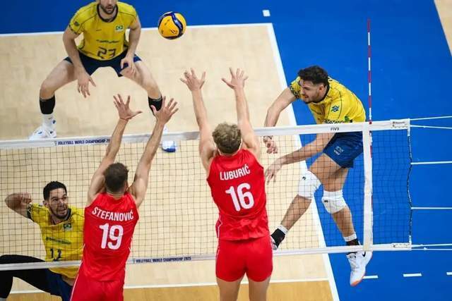 分成为队内, 天晚些时候