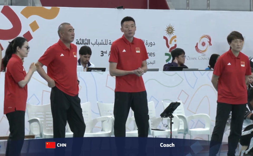 中国女排延, 展现出强大, 级八强